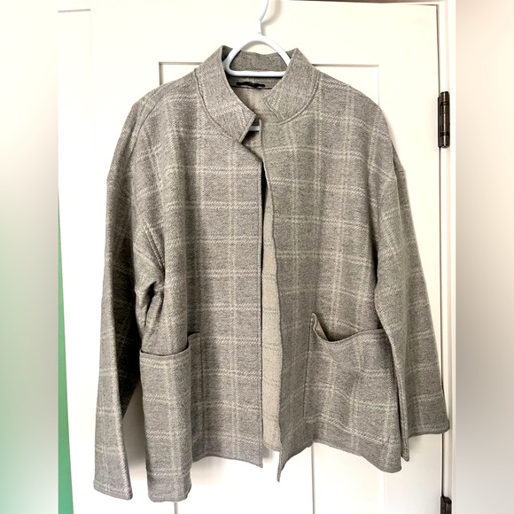 Eileen Fisher wool and cotton blazer. - Picture 1 of 4